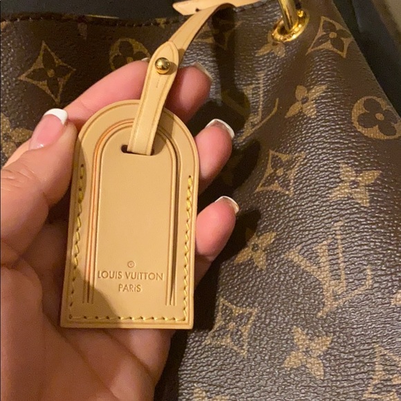 **SOLD** Louis Vuitton graceful Mm - Picture 2 of 7